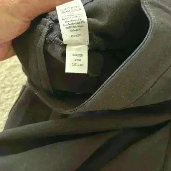 Spanx Shorts 5 in Inseam - Picture 7 of 7